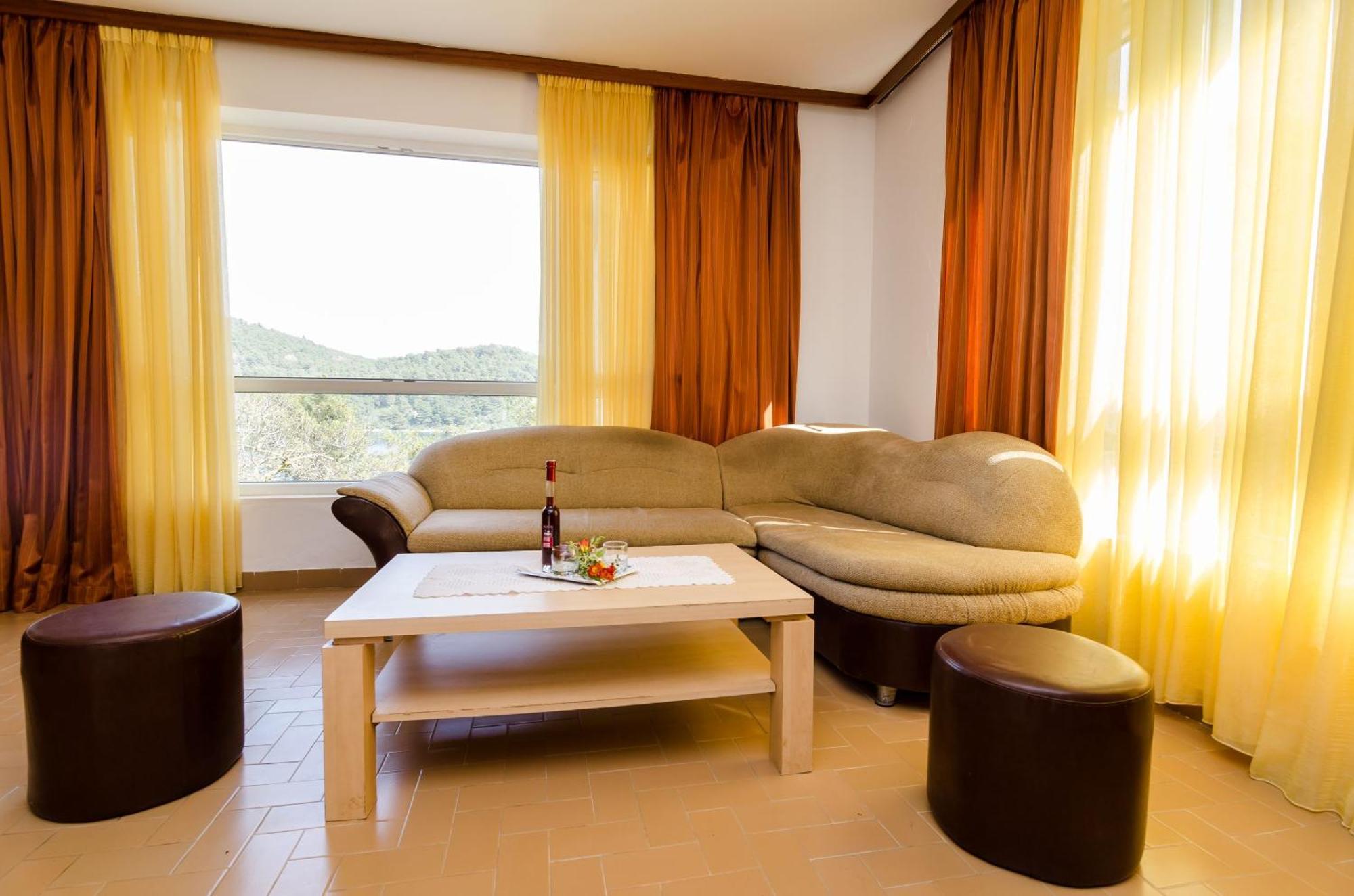 Rooms Karla Polače المظهر الخارجي الصورة
